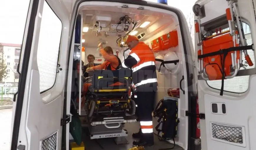 Accident grav în Galaţi. Şase persoane au fost rănite, după ce un TIR s-a ciocnit cu un autobuz