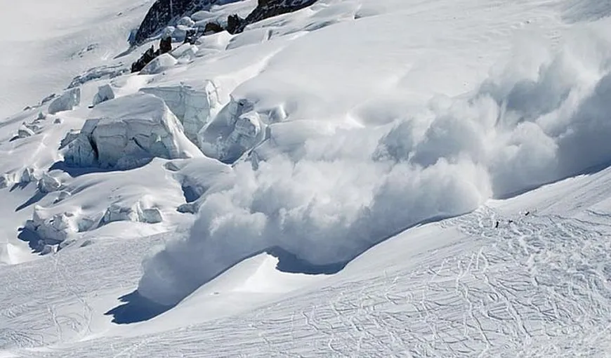 Risc mare de avalanşă în masivele Bucegi şi Făgăraş. La Bâlea Lac zăpada este 175 de centimetri