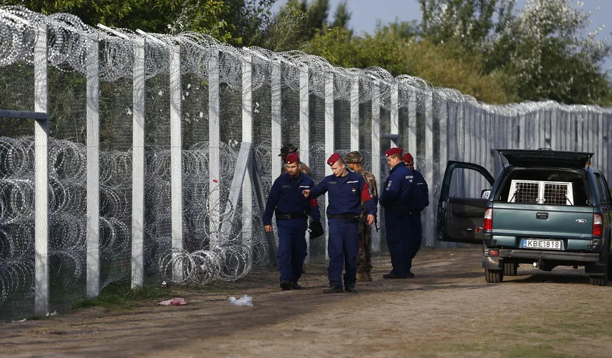 Ungaria a expulzat în Ucraina zece migranţi care ajunseseră cu un avion uşor ce trecuse prin România