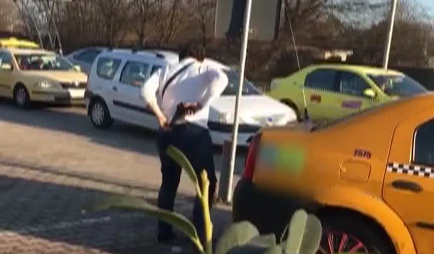 Scene şocante la Aeroportul Otopeni. Un taximetrist şi-a ameninţat clienţii cu un pistol VIDEO