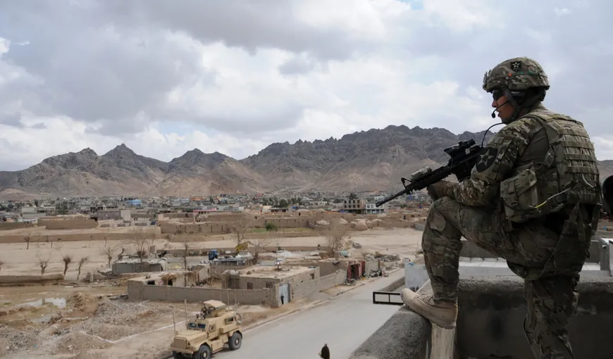 Şeful Pentagonului, în Afganistan pentru a evalua situaţia în contextul informaţiilor privind retragerea trupelor SUA
