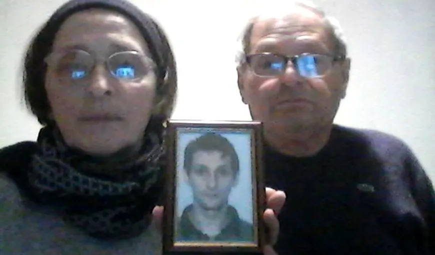Strigăt de ajutor pe Facebook. Doi părinţi din Lugoj îşi caută fiul dispărut în urmă cu 19 ani