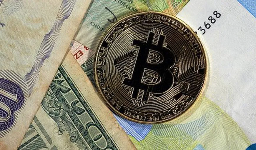 Bitcoin s-a devalorizat pentru a cincea zi la rând. Criptomoneda a scăzut la nivelul din luna noiembrie