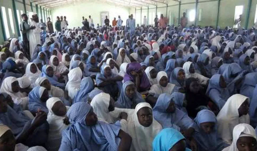 Aproximativ 50 de eleve sunt date dispărute după un atac al Boko Haram într-o şcoală