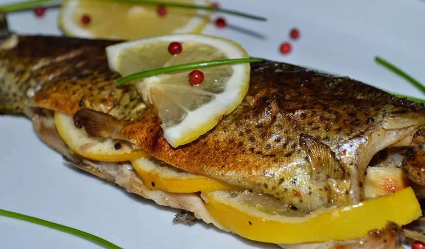 Păstrăv la cuptor. 10 reţete delicioase pentru zilele din post cu dezlegare la peşte