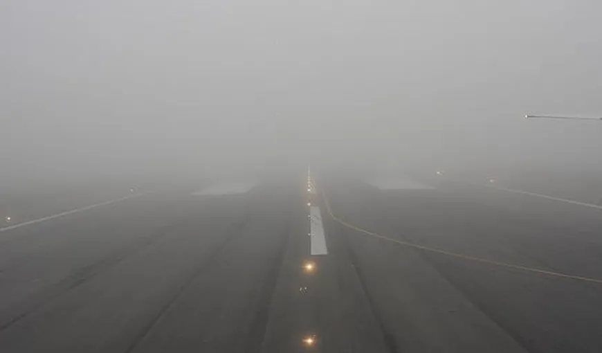 Cinci aeronave, redirecţionate de pe Aeroportul Henri Coandă din cauza ceţii