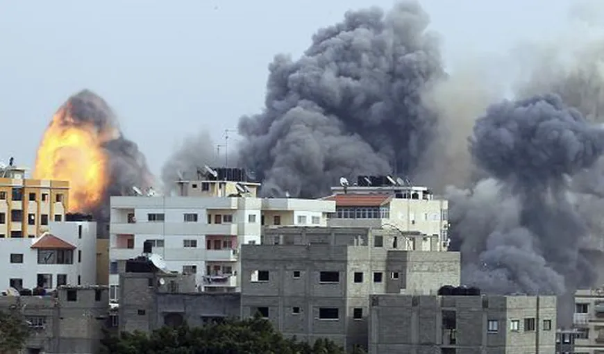 E RĂZBOI! Israelul efectuează BOMBARDAMENTE MASIVE în Siria ca ripostă la doborârea unui AVION MILITAR