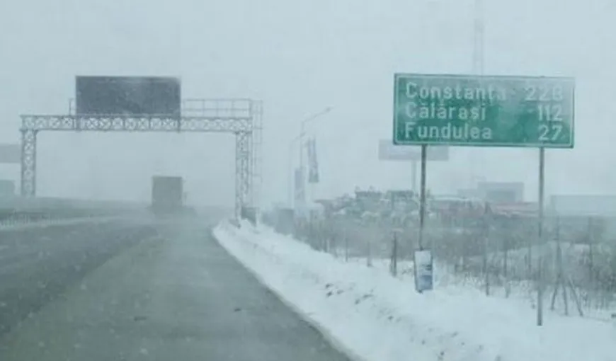 Încă un val de zăpadă loveşte sudul ţării! Trafic în condiţii de ninsoare şi viscol pe Autostrada A2