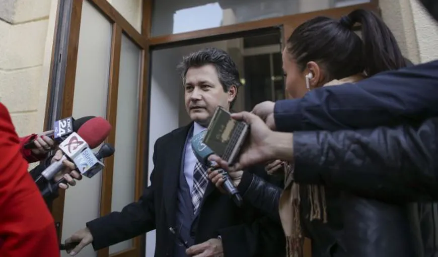 Fostul ministru Mihnea Costoiu, trimis în judecată de DNA în dosarul „Baza Cutezătorii”. În cazul lui Dinu Pescariu, cauza e clasată
