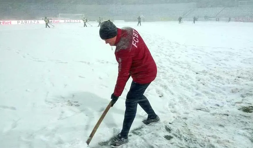Partida FC Botoşani – Dinamo amânată din cauza unei furtuni de zăpadă