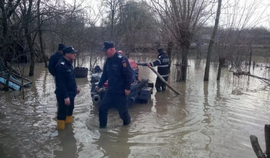 Avertizări COD PORTOCALIU şi cod galben de inundaţii în Oltenia, Dobrogea, Transilvania şi Banat până marţi