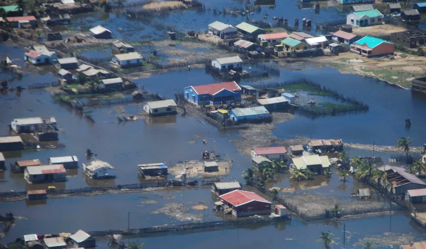 Madagascarul, răvăşit de furtuni tropicale. Cel puţin 17 morţi şi peste 6.000 de persoane au fost evacuate VIDEO