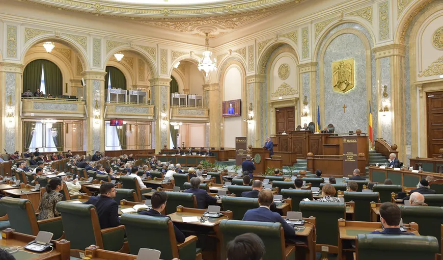 Senatul votează marţi cererea de reexaminare a preşedintelui Iohannis asupra modificărilor la Legea privind statutul magistraţilor