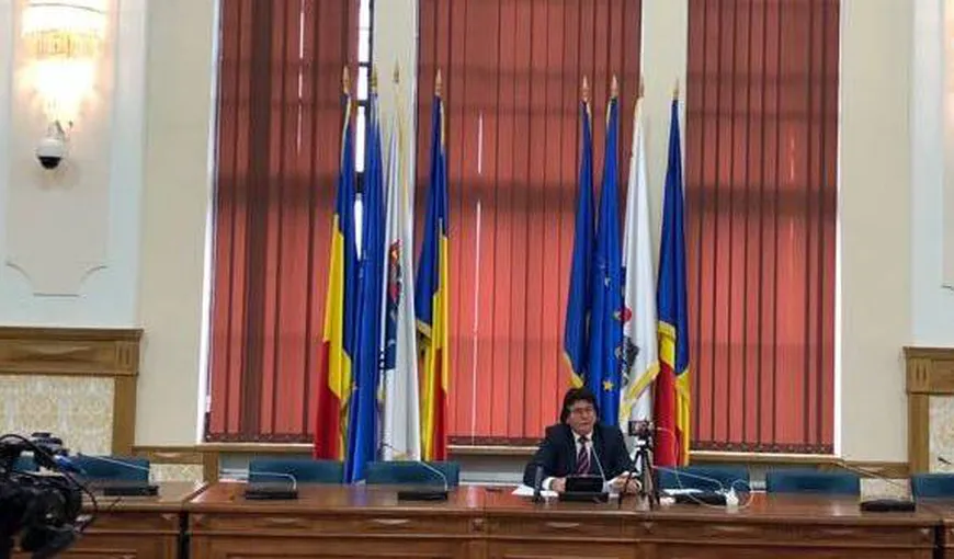 Primarul Timişoarei, Nicolae Robu, boicotat din nou de presă. Jurnaliştii au părăsit sala în care edilul susţinea o conferinţă