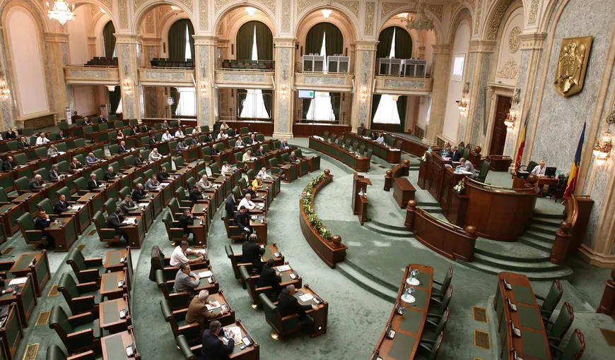 Cele trei legi ale Justiţiei intră luni la votul final în plenul Senatului