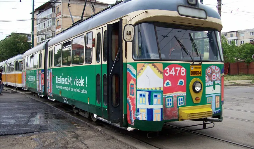 Bărbatul care a înjunghiat o femeie în tramvai, în Timişoara, a fost arestat