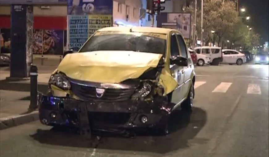 Accident între un taxi şi un UBER, în Capitală