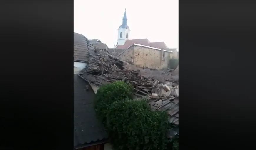 Acoperişul unei case din Mediaş s-a prăbuşit. Patru persoane au fost evacuate