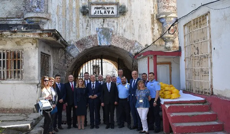 Tudorel Toader şi omologul său croat au vizitat Penitenciarul Jilava