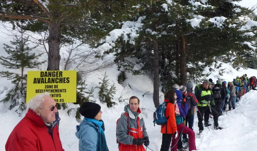 Militanţi ai extremei drepte, GI, blochează o trecătoare din Alpi pentru a nu permite pătrunderea migranţilor în Franţa