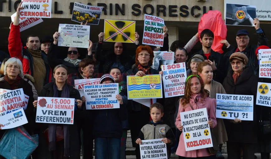 Sute de persoane au participat la un miting împotriva obiectivelor nucleare de la Kozlodui