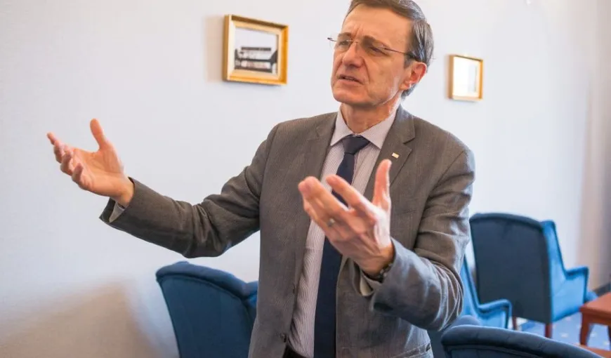 Ioan-Aurel Pop poate cumula funcţia de rector cu cea de preşedinte al Academiei Române, a decis Senatul UBB Cluj-Napoca