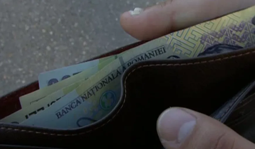 Un portofel plin cu bani a fost găsit în Capitală. Oamenii legii au găsit proprietarul, acesta fiind din Bihor