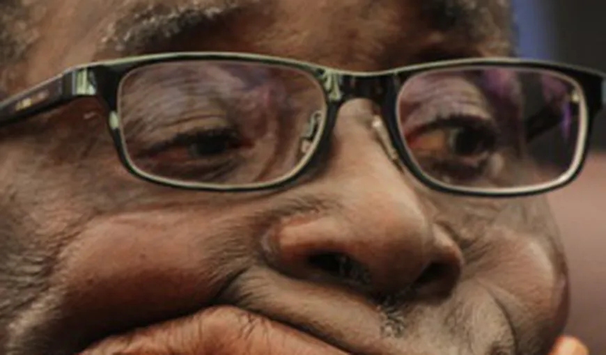 Fostul preşedinte al Zimbabwe, Robert Mugabe, anchetat pentru dispariţia unor diamante în valoare de 15 miliarde de dolari