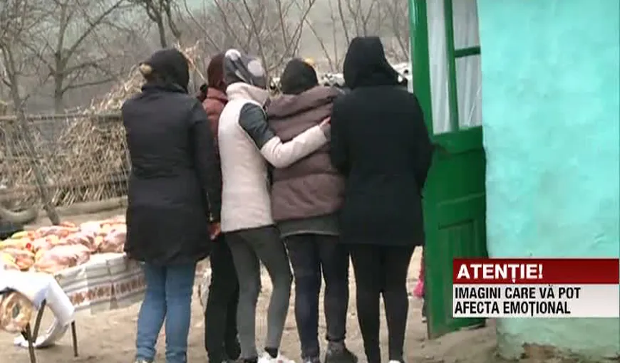 Victimele teribilului accident de microbuz din Neamţ au fost înmormântate. Rudele acuză autorităţile locale VIDEO