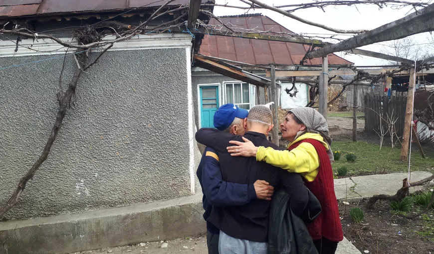 Supravieţuitorul accidentului din Neamţ a revenit acasă. Momente sfâşietoare în casele celor decedaţi