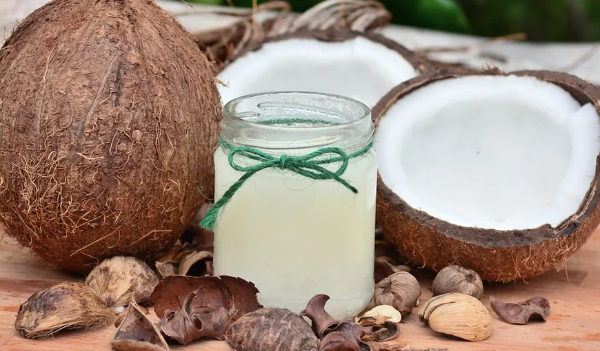 Îngrijeşte-ţi părul cu ulei de nucă de cocos