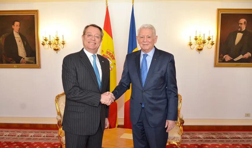 Ambasadorul Spaniei la Bucureşti, decorat de preşedintele Iohannis