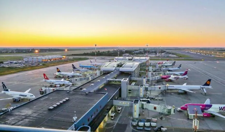 Avion pe ruta Ankara – Dusseldorf, cu 116 pasageri la bord, a aterizat la Bucureşti din cauza unei urgenţe medicale