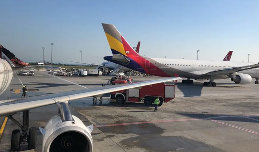 Un avion de pasageri s-a ciocnit cu o altă aeronavă, pe aeroport