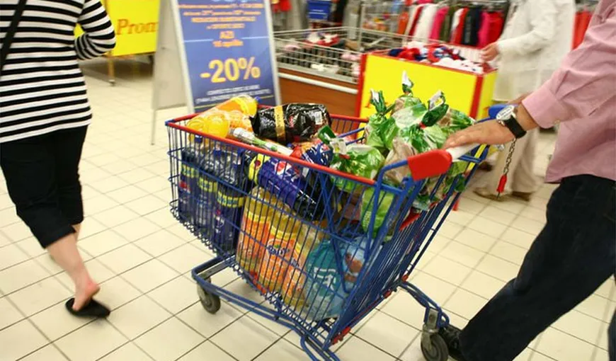 Eurostat: Românii petrec cel mai puţin timp la cumpărături dintre europeni