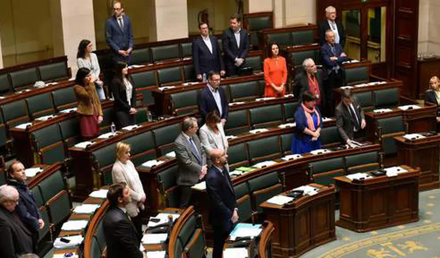 Se termină cu chiulul în Parlament: Deputaţilor care nu participă la şedinţe li se taie drastic din salariu