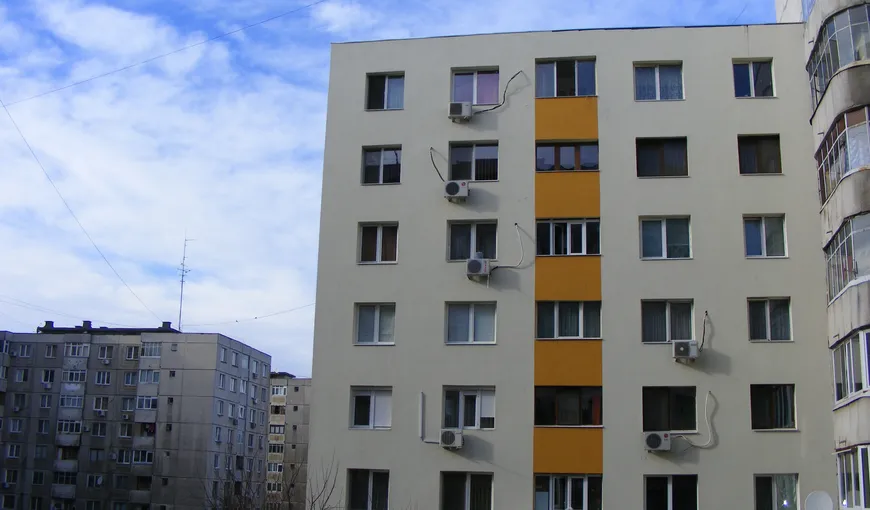 Românii s-au înghesuit să-şi cumpere locuinţe prin Programul Prima Casă