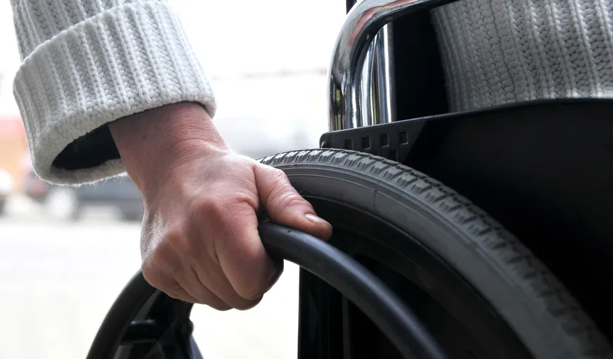 Veşti bune pentru persoanele cu dizabilităţi! Ce proiect doreşte Primăria Capitalei să implementeze