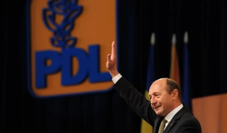 Băsescu îşi construieşte Opoziţia pentru alegerile europarlamentare