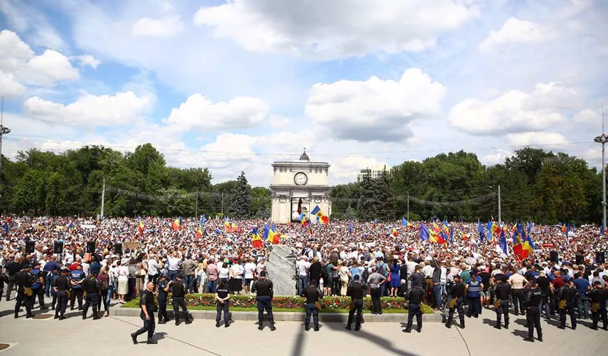 Protestul diasporei la Chişinău. Manifestaţie antiguvernamentală la apelul Mişcării de Rezistenţă ACUM