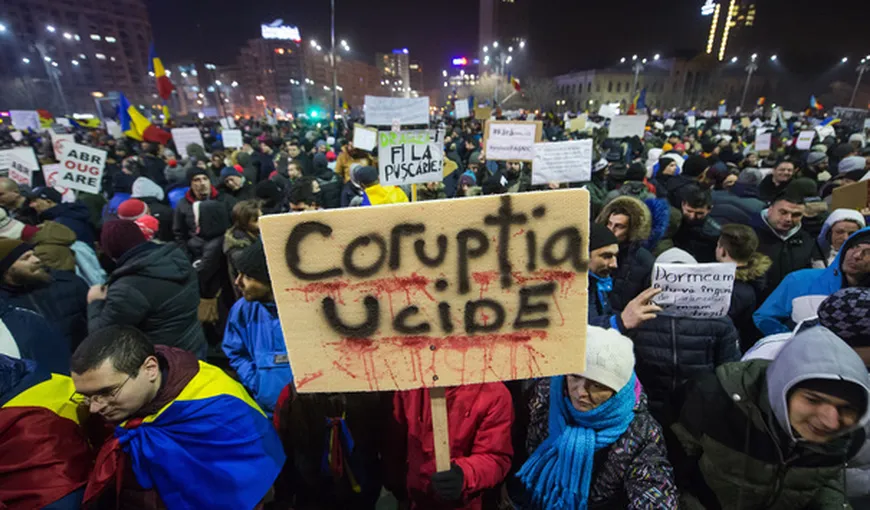 Reacţia protestatarilor din Piaţa Victoriei la decizia de condamnare a lui Liviu Dragnea