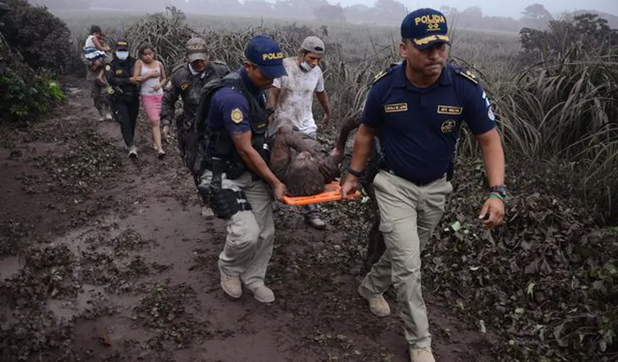 Bilanţul erupţiei vulcanului Fuego din Guatemala: 99 de morţi, căutările celor dispăruţi dificile