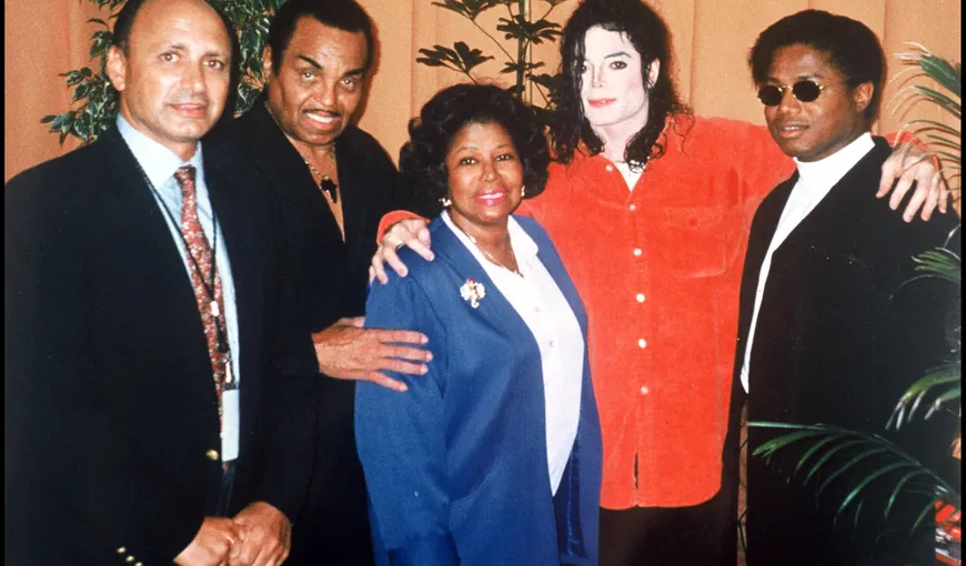 Tatăl lui Michael Jackson a murit
