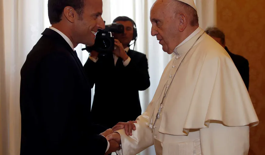 Emmanuel Macron, în premieră la Papa Francisc