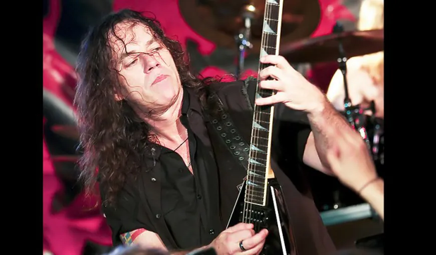 Şoc în rock-ul mondial. Ralph Santolla, cunoscutul chitarist heavy-metal, a murit la 48 de ani