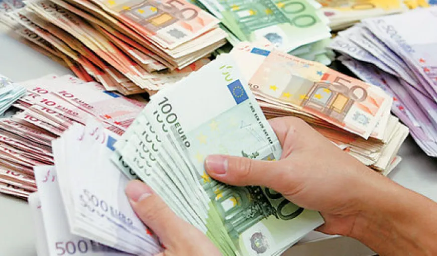 Comisia Europeană atenţionează România şi alte patru state pe legislaţia care vizează spălarea banilor