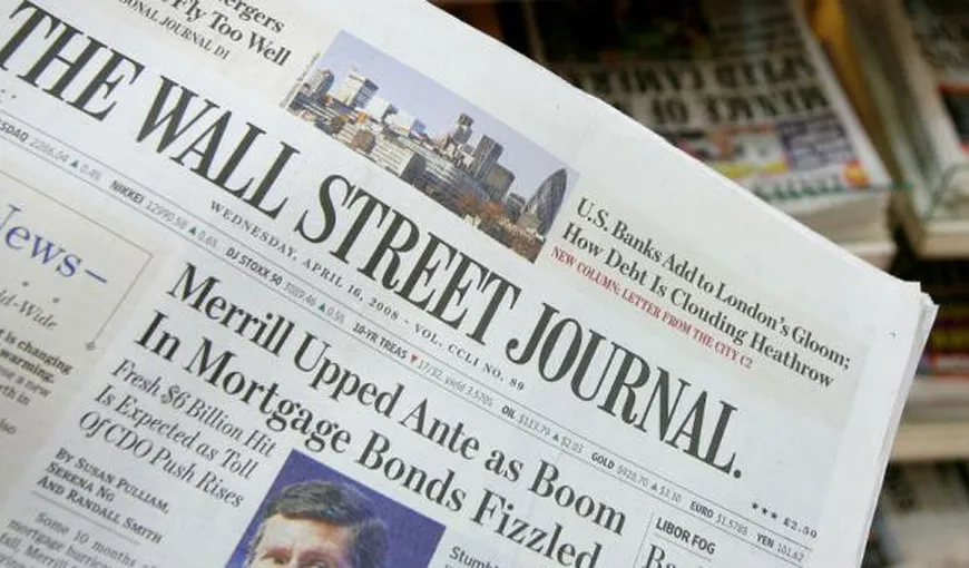 Redactorul-şef al Wall Street Journal, înlocuit şi criticat pentru că l-ar fi protejat pe Donald Trump