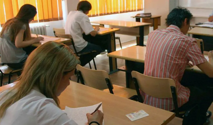 DEFINITIVAT 2018. EDU.RO: Peste 8.900 de candidaţi susţin miercuri proba scrisă a examenului de definitivare în învăţământ