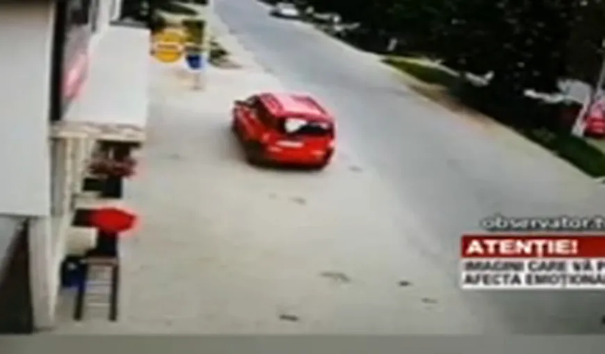 Accident mortal în Dâmboviţa. O fetiţă de 6 ani, spulberată de un şofer neatent. Copilul a traversat prin loc nepermis VIDEO