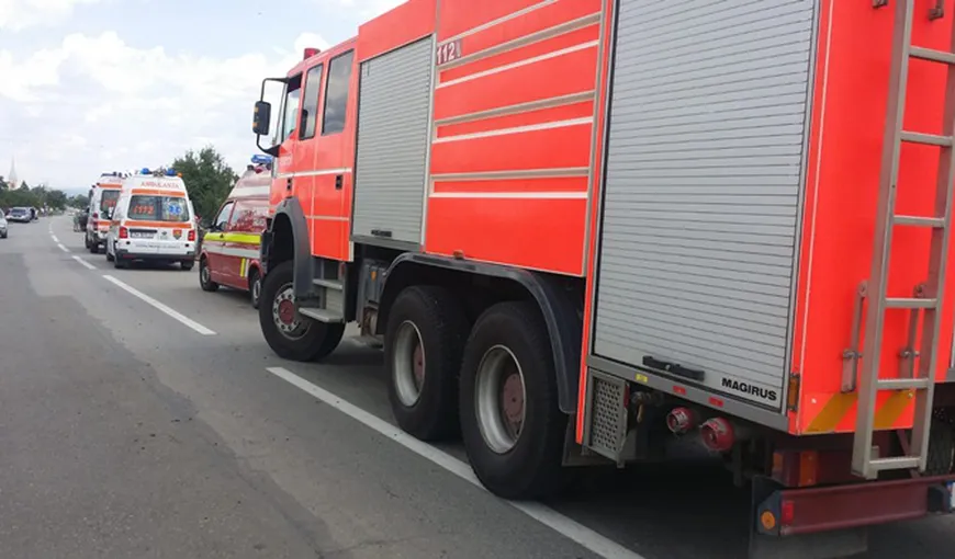 Carambol la ieşirea din Râşnov către Bran, un autocar implicat în accident